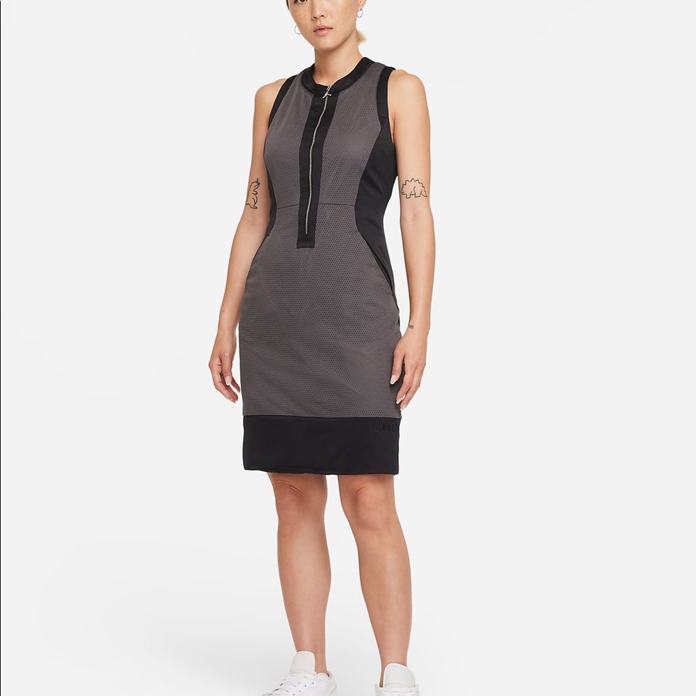 AIR JORDAN CLASSICS CAPSULE WOMENS MESH DRESS SIZE SMALL GRAY BLACK HALF ZIP NEW - Picture 1 of 5